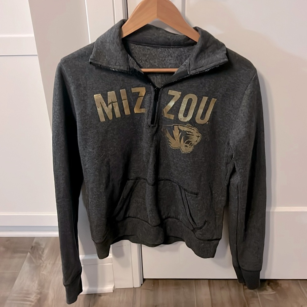 GUC Grey Mizzou Quarter Zip Size Medium